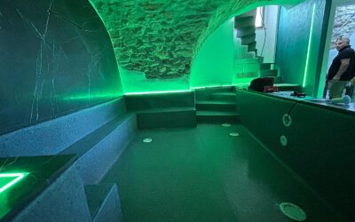 PISCINA INTERNA B & B
